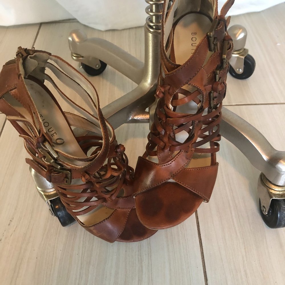 Leather heeled sandals